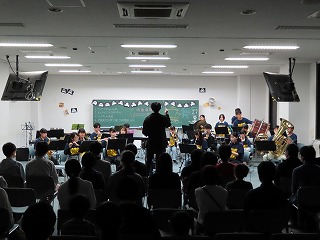 v1