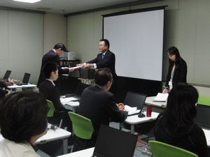 131022shakaijin1.jpg