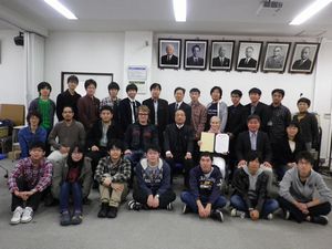 131206fin4.jpg